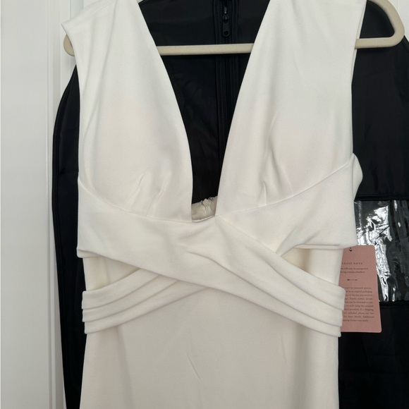 BHLDN Fira Dress Ivory. NWT - Picture 6 of 9